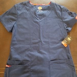Dickies Navy Junior Med Scrub top